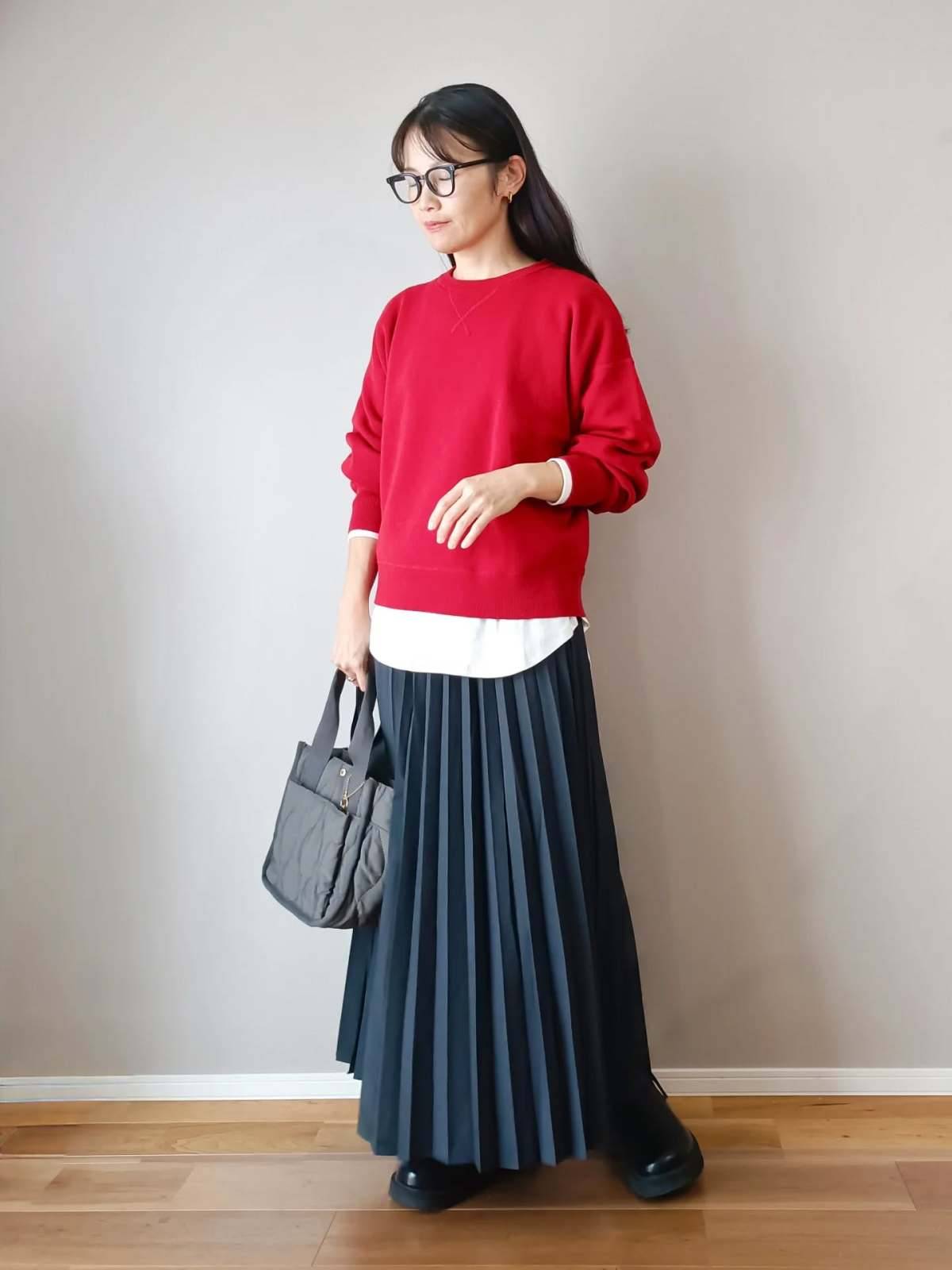 カラーニットを主役にする♡