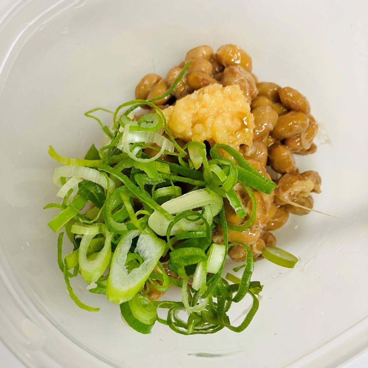 タカノフーズ公式の「味噌ねぎ納豆」のレシピ