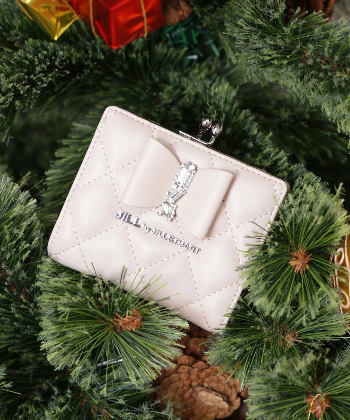 JILL by JILL STUART RIBBONキルトウォレット