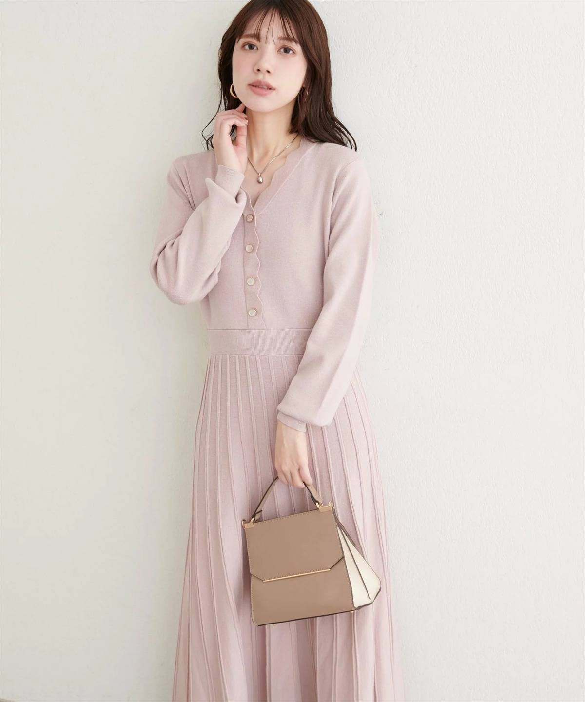 natural couture スカラッププリーツニットワンピース