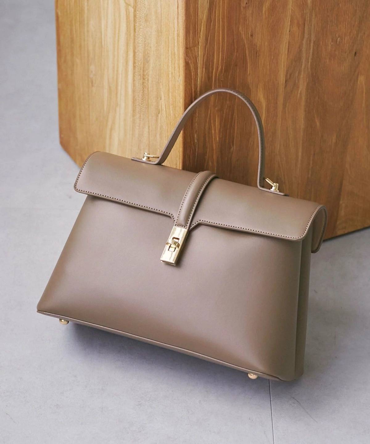 VIS ひねり金具ワンハンドルバッグ