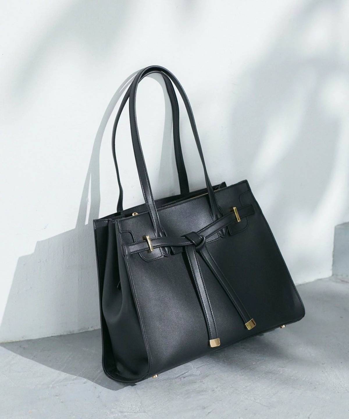 VIS フラップタイトートバッグ