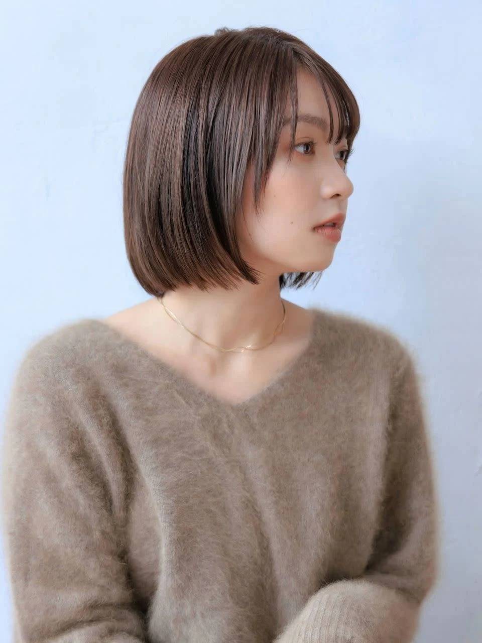 シンプルストレートボブ