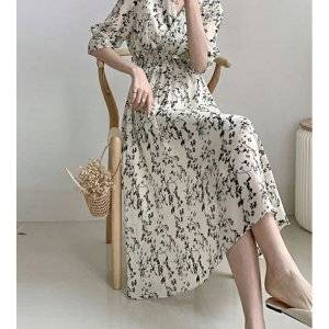 【秋編】低身長のぽっちゃりさん向けのコーデおすすめ15選♪30代40代に◎