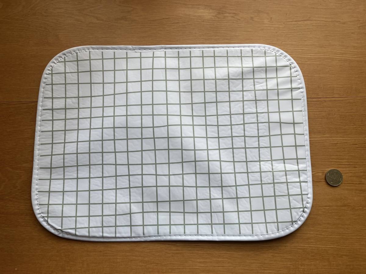 セリアのレンジ上耐熱マット グラフチェック