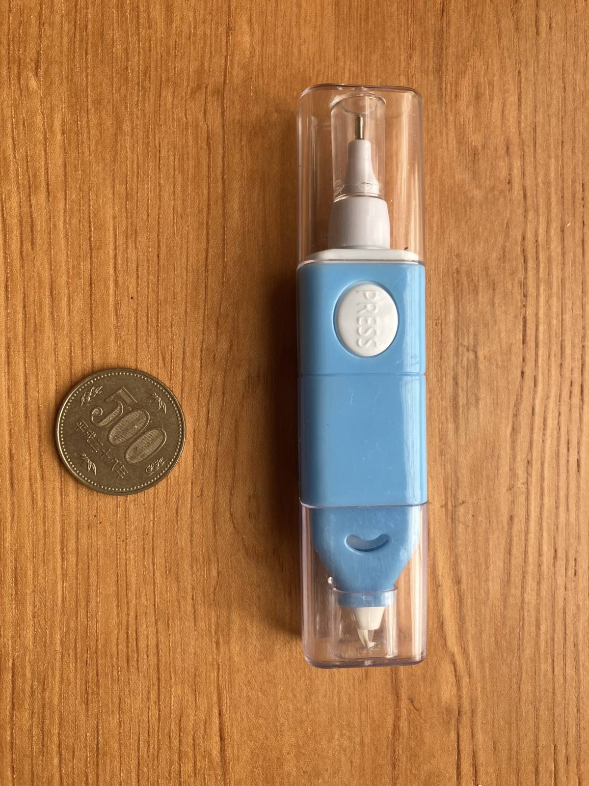 セリアの修正リキッド&テープ