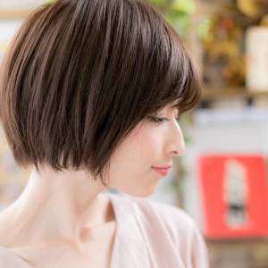  丸みシルエットボブ 