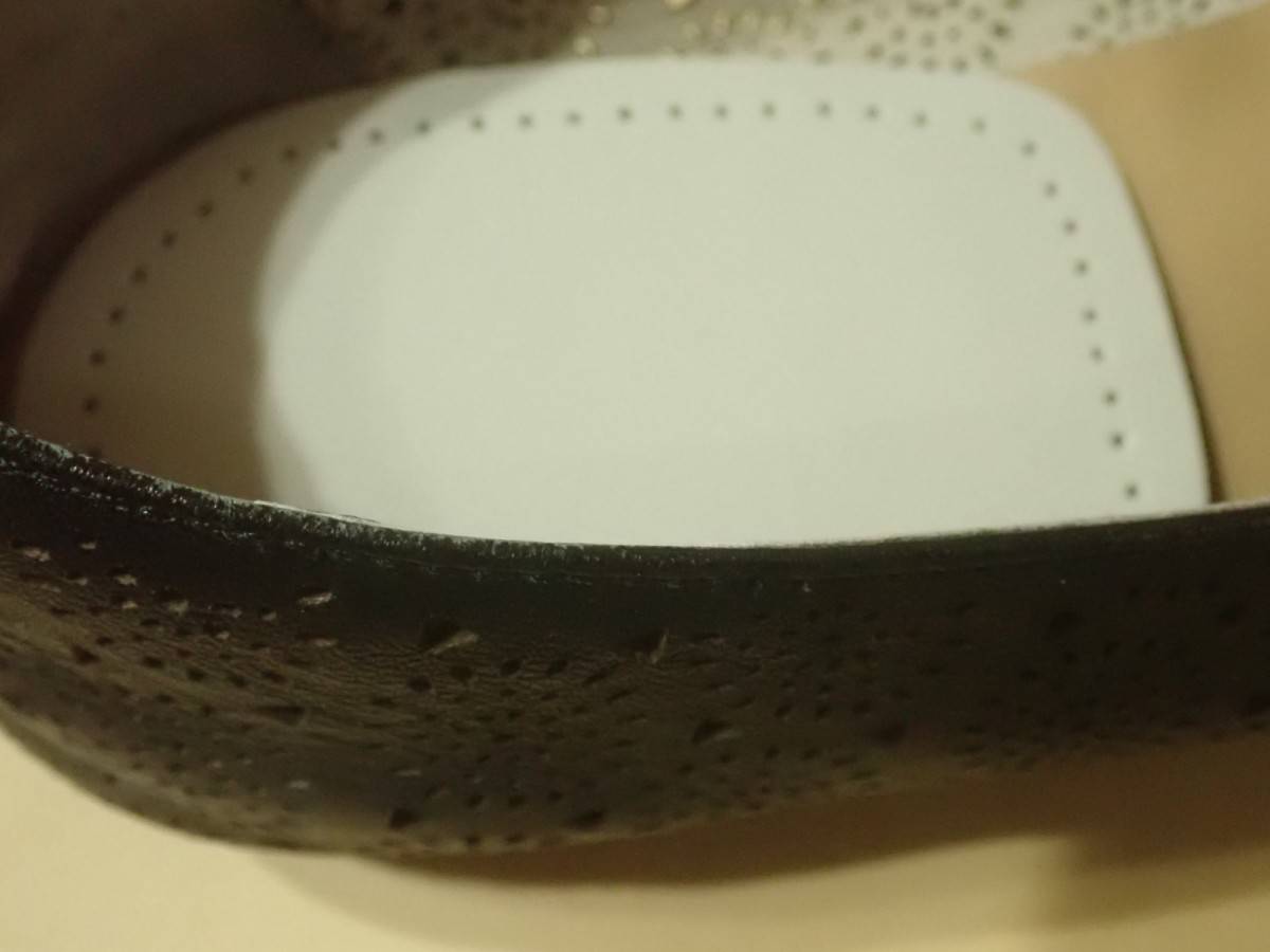 ダイソーの牛革パッド(レディース、かかと用)