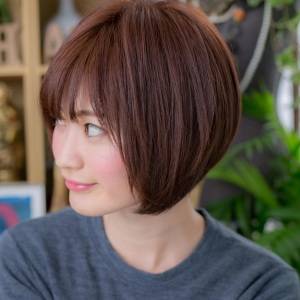  丸みシルエットの透明感ボブ 