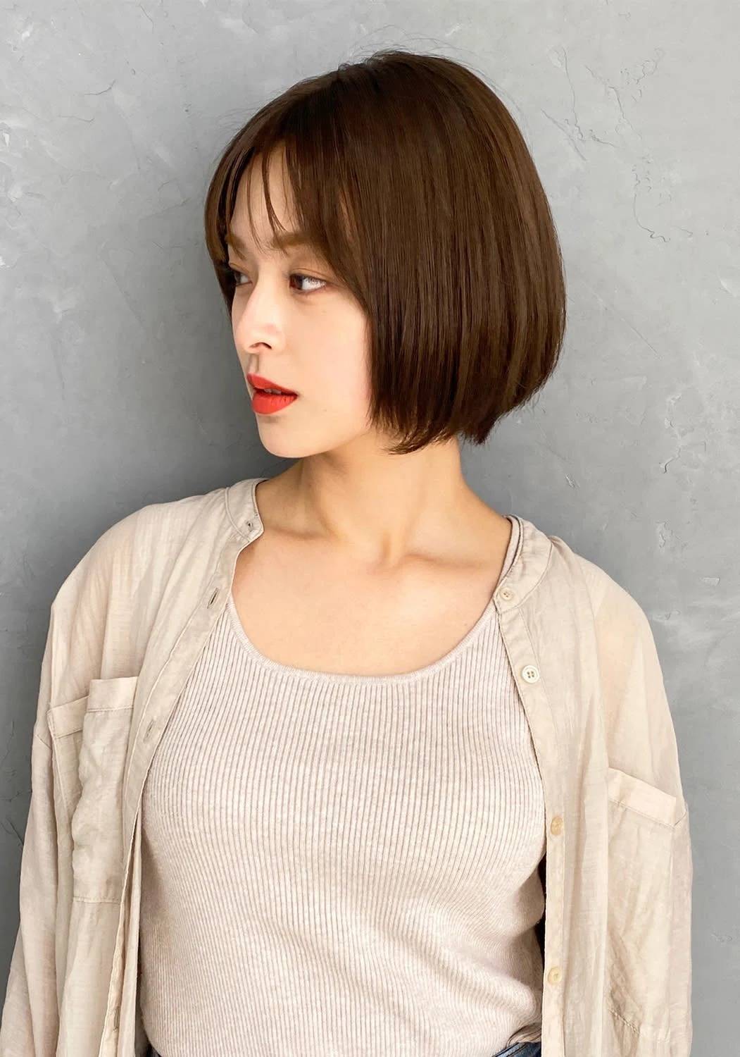 コンパクトなシンプルボブ