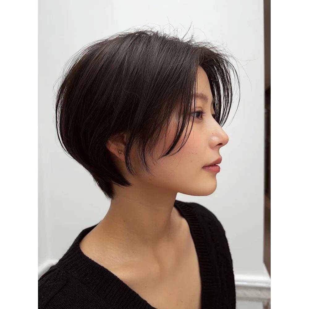 センターパートの美フォルムショート