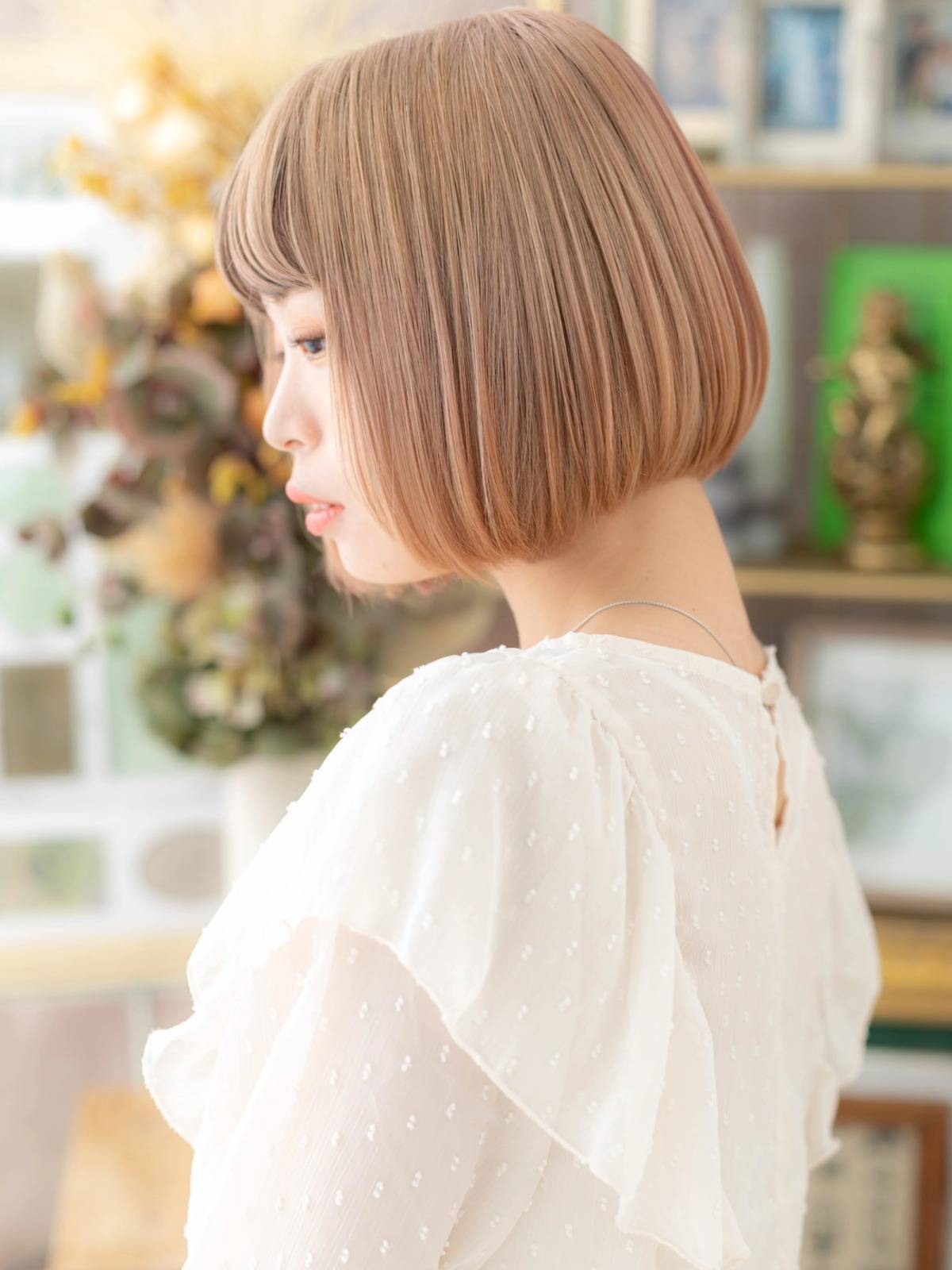 外国人風ハイトーンボブ