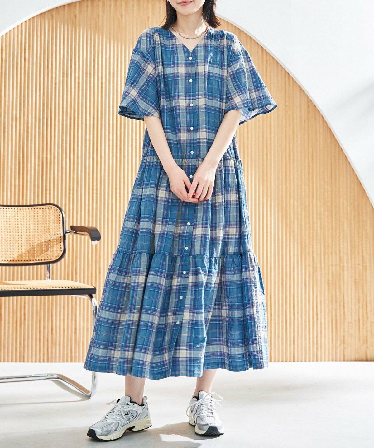 ブルーのワンピースコーデ