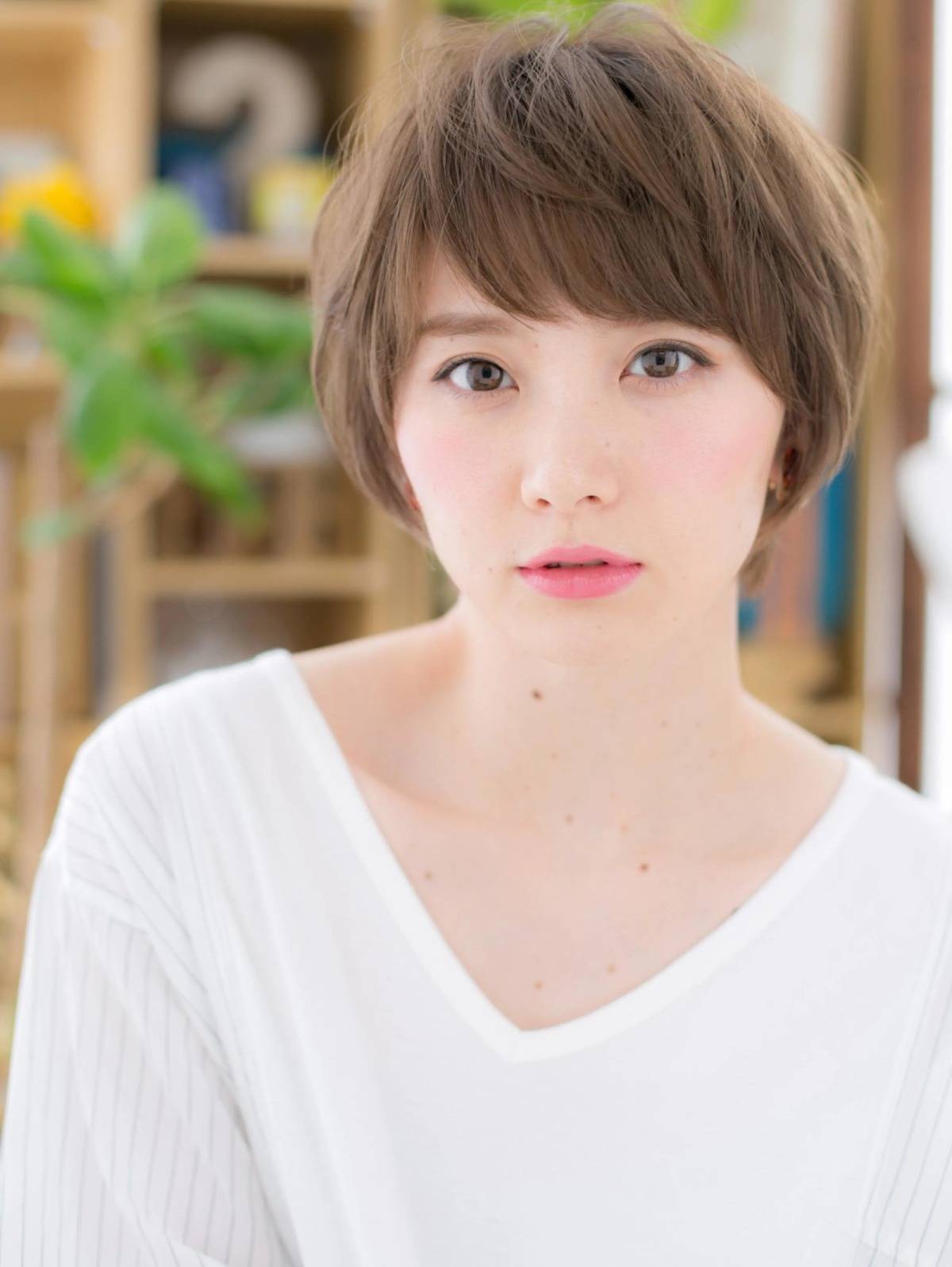 立体感レイヤーショート