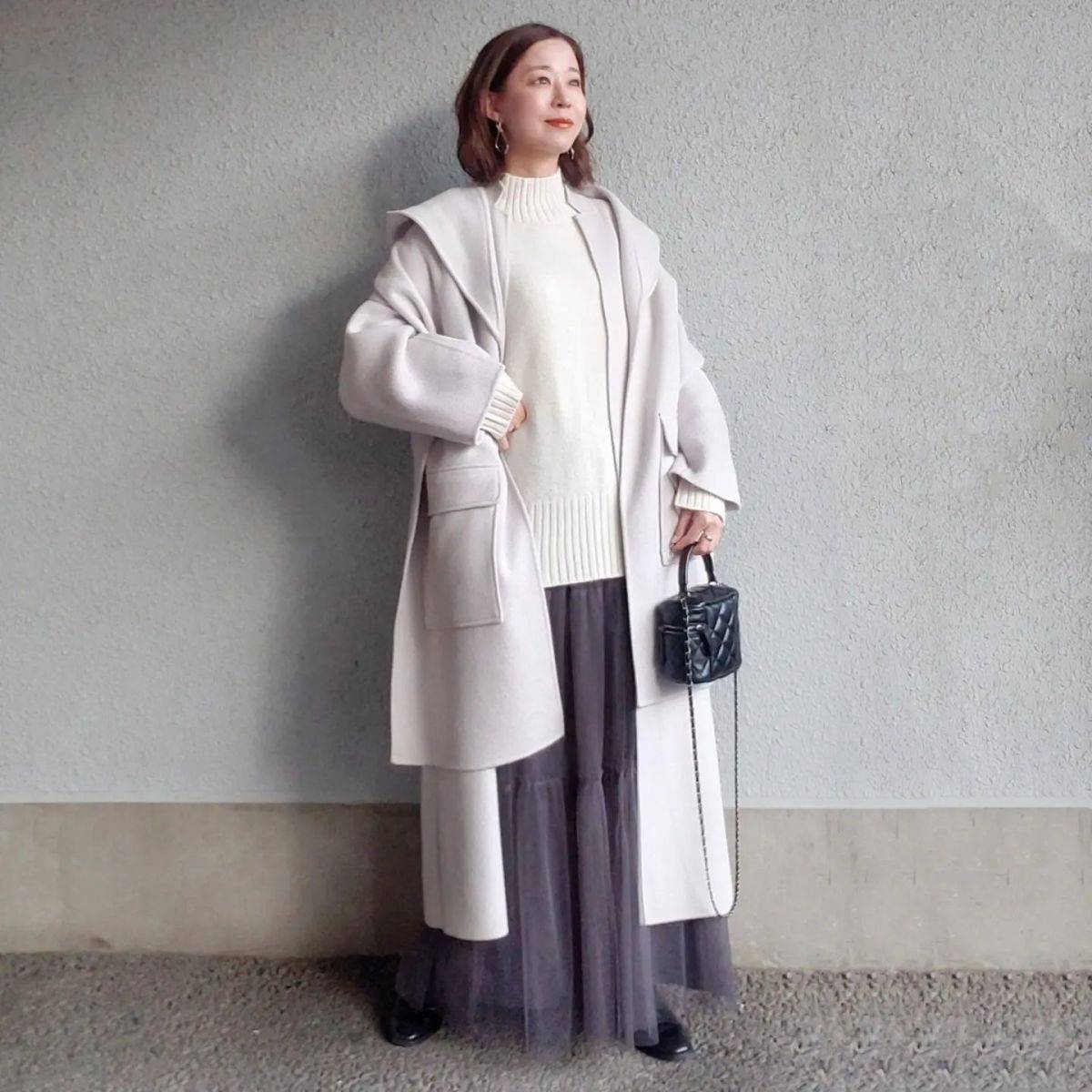 チュールスカート×ロングコート