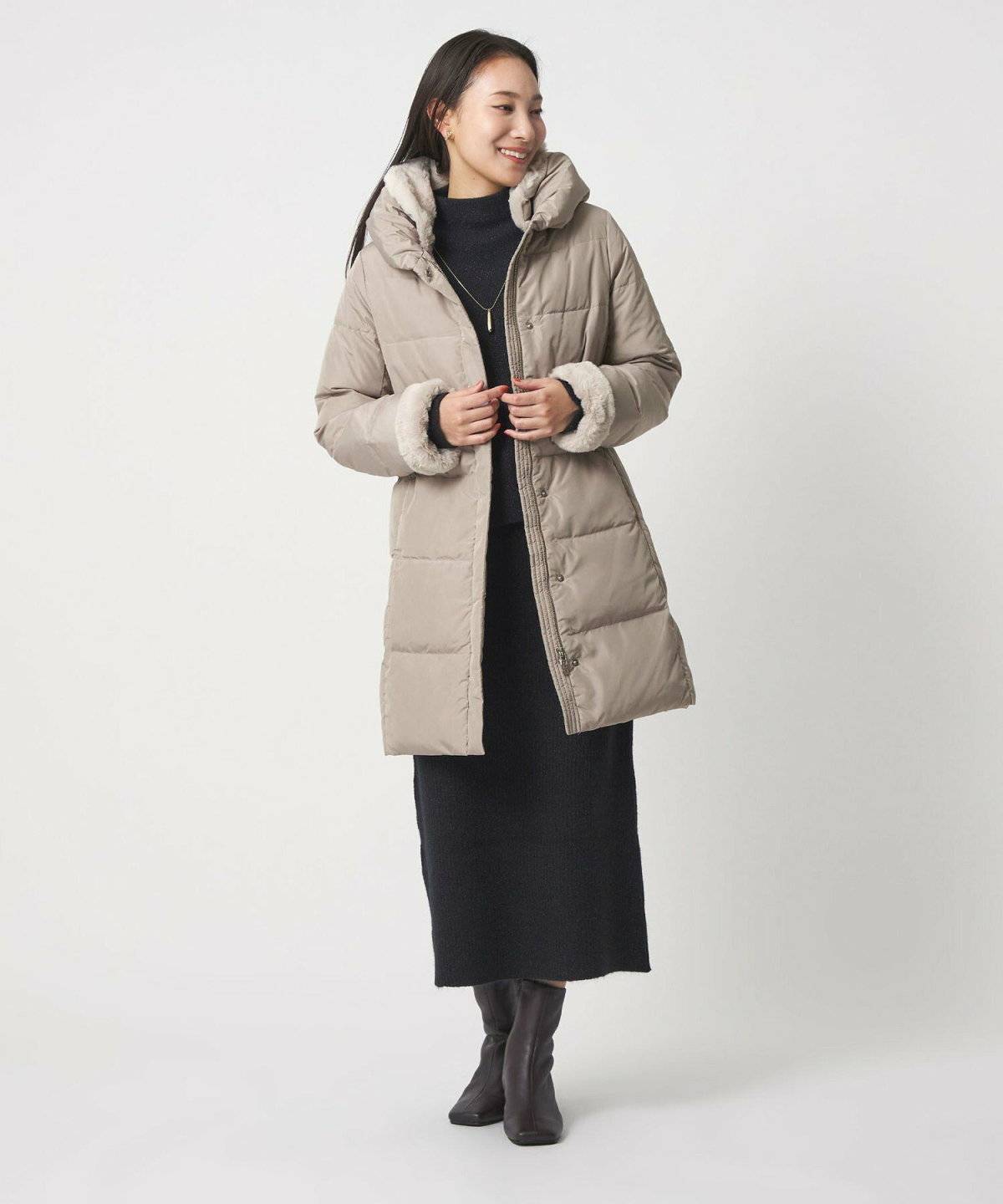 ダウンコートコーデ