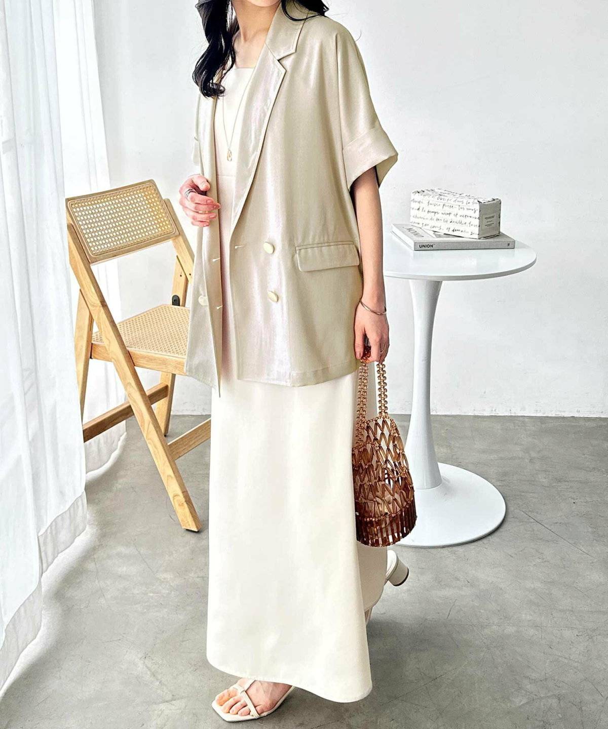 ワンピース×リンネジャケットコーデ