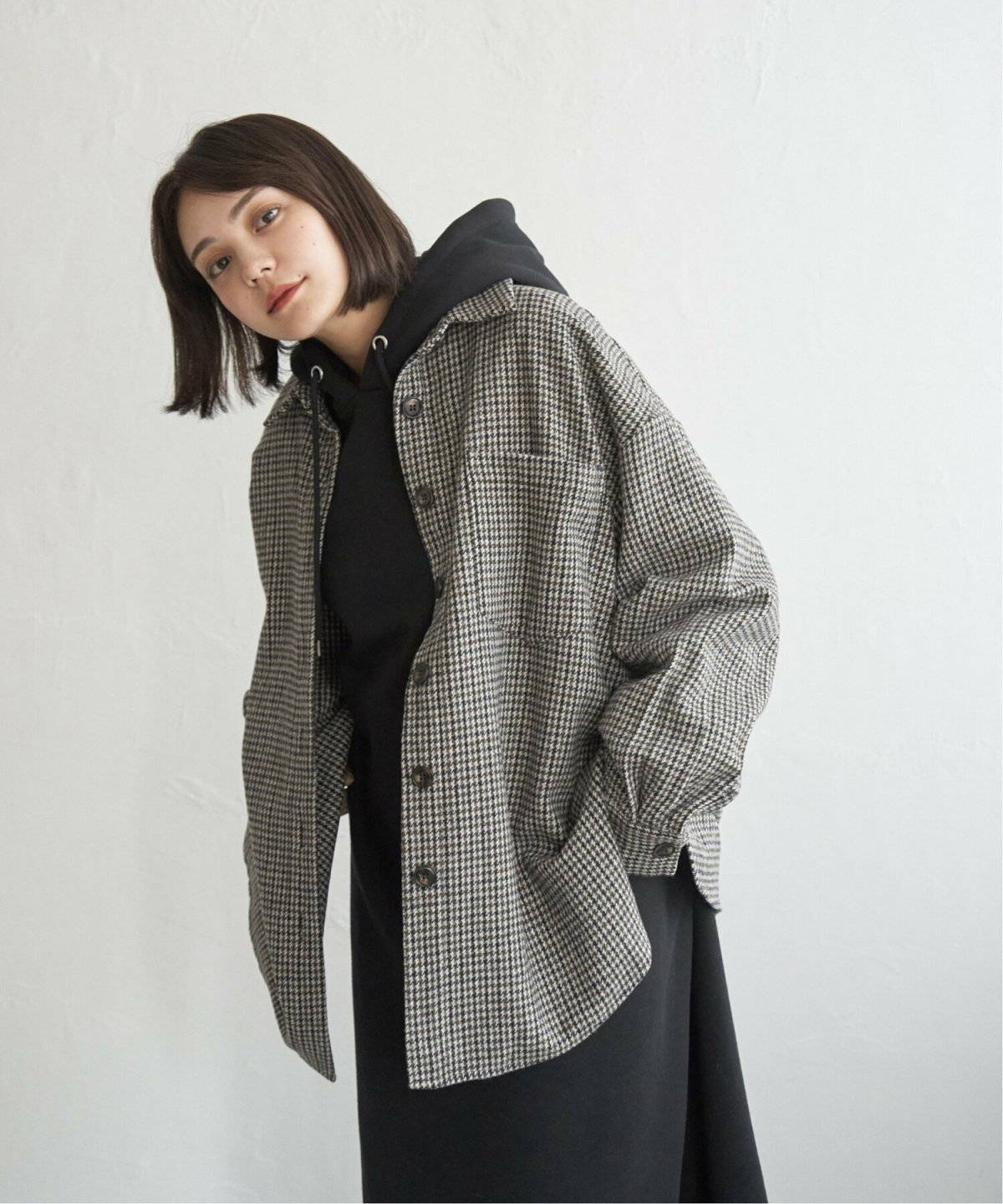 ワンピース×オーバーシャツジャケットコーデ