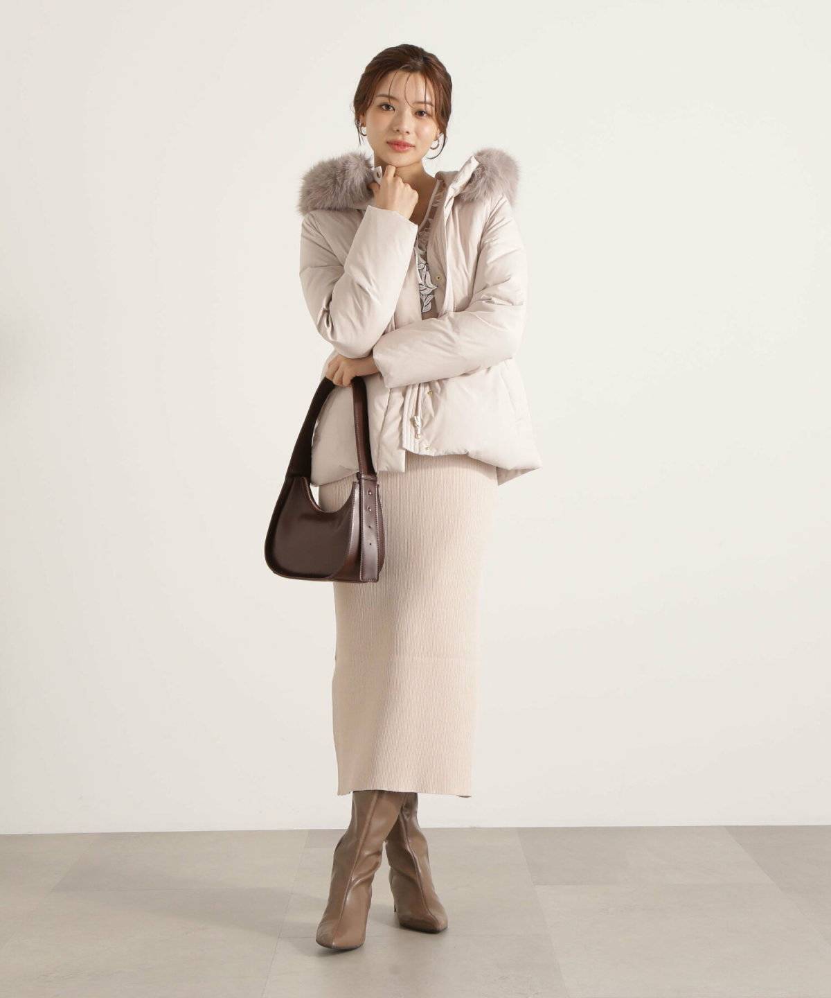 ワンピース×エコダウンジャケットコーデ