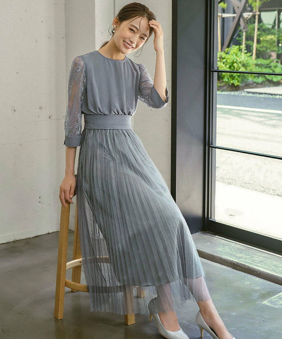 ミントグリーンのワンピース