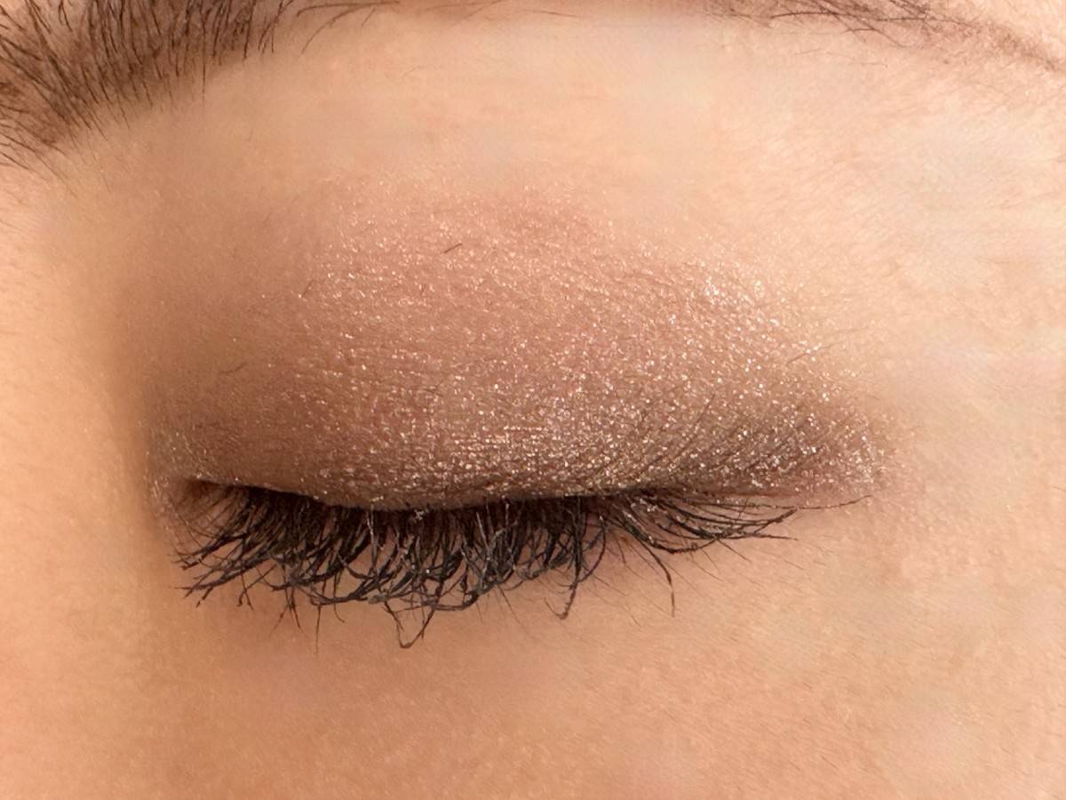 リンメル　ワンダーラストアイシャドウスティック　001スターシャインドリーム