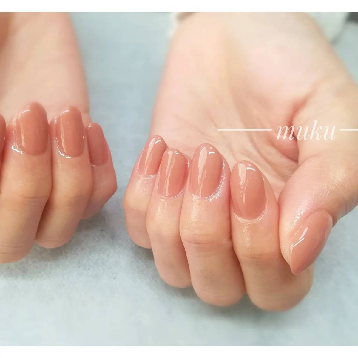 ヌーディーベージュネイル