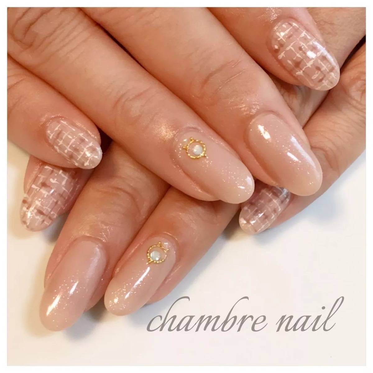 ヌーディーベージュネイル