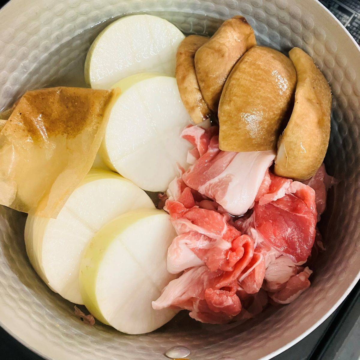 JAグループ公式の「減塩☆皮ごと大根と豚肉の旨煮」のレシピ