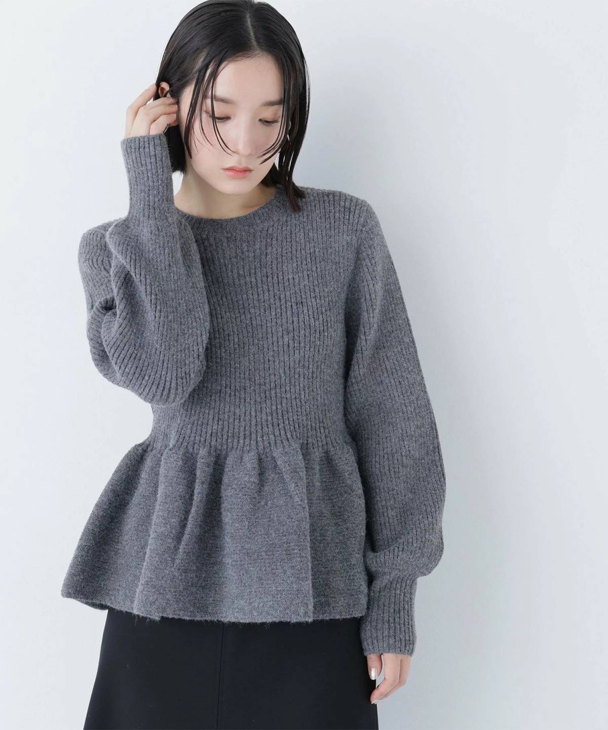 NATURAL BEAUTY BASIC フォルムペプラムニット