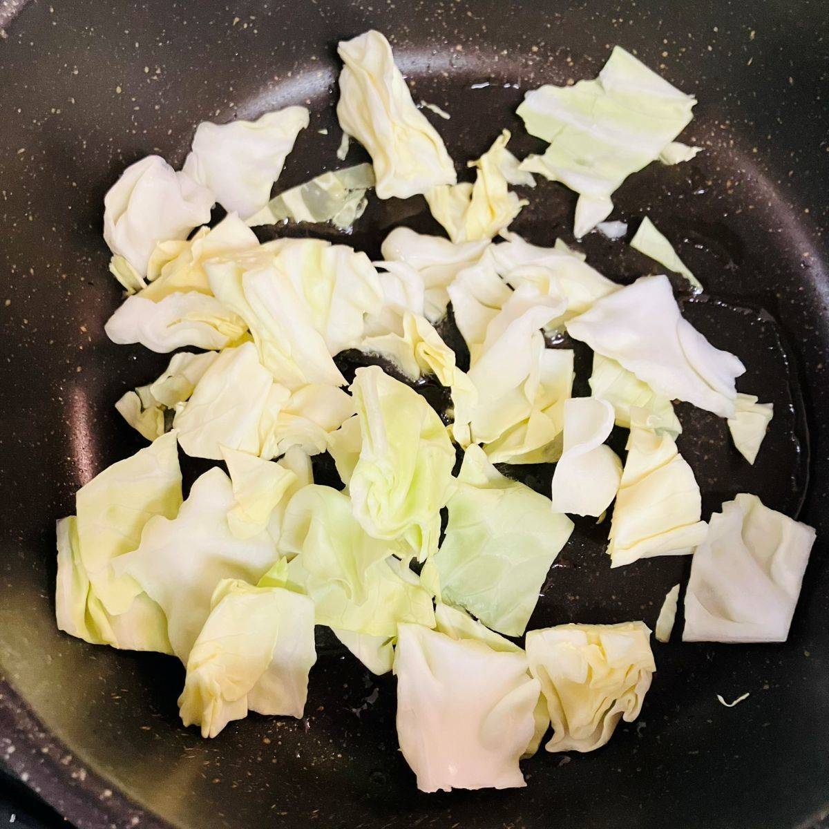 JAグループ公式の「キャベツとあさりの炒め物」のレシピ