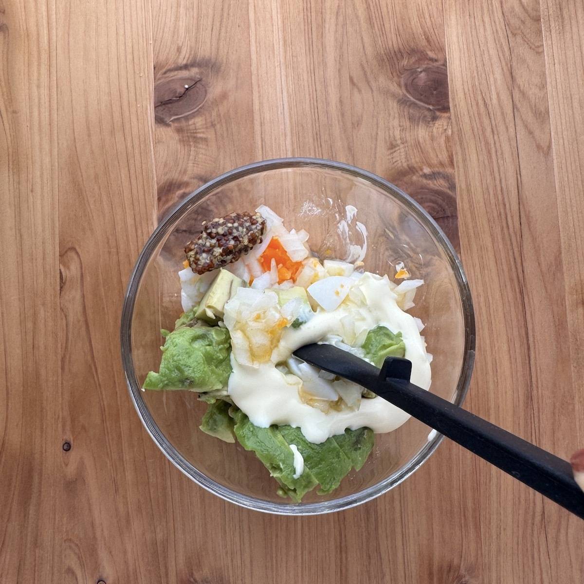 ヤマザキ公式の「アボカドタルタルサンド」のレシピ