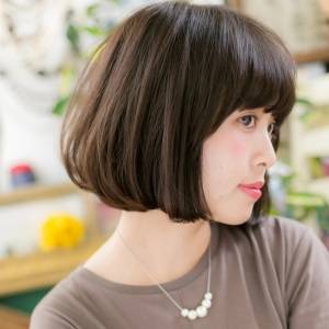  シックなカラーのワンカールボブ 