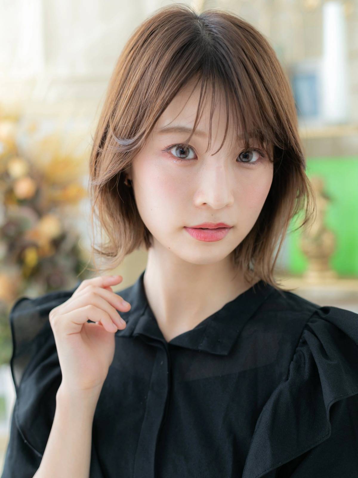 外ハネウルフボブ