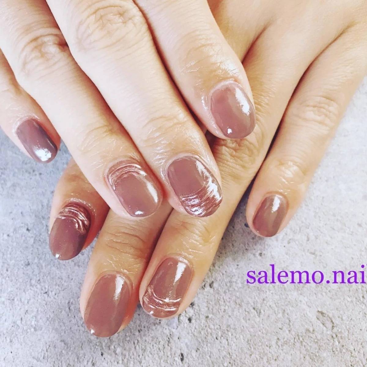 ピンクゴールドネイル