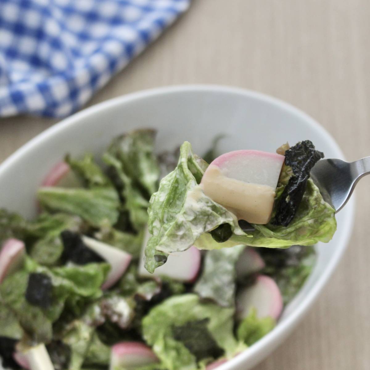 紀文公式の「蒲鉾のわさびマヨネーズあえ」のレシピ