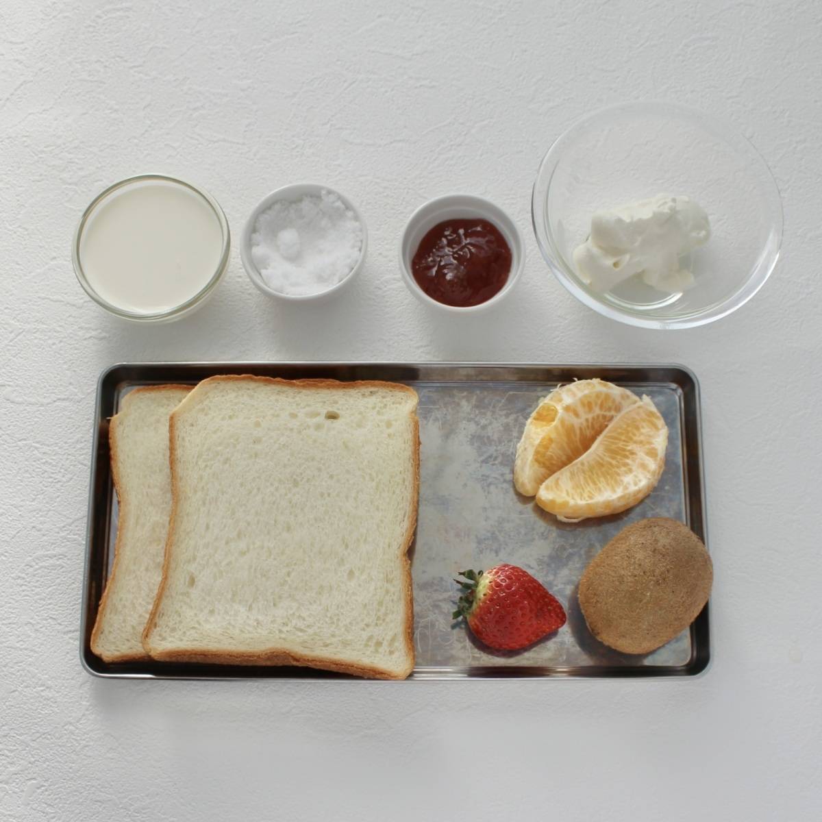 フジパン公式の「クリームチーズとフルーツのサンド」のレシピ