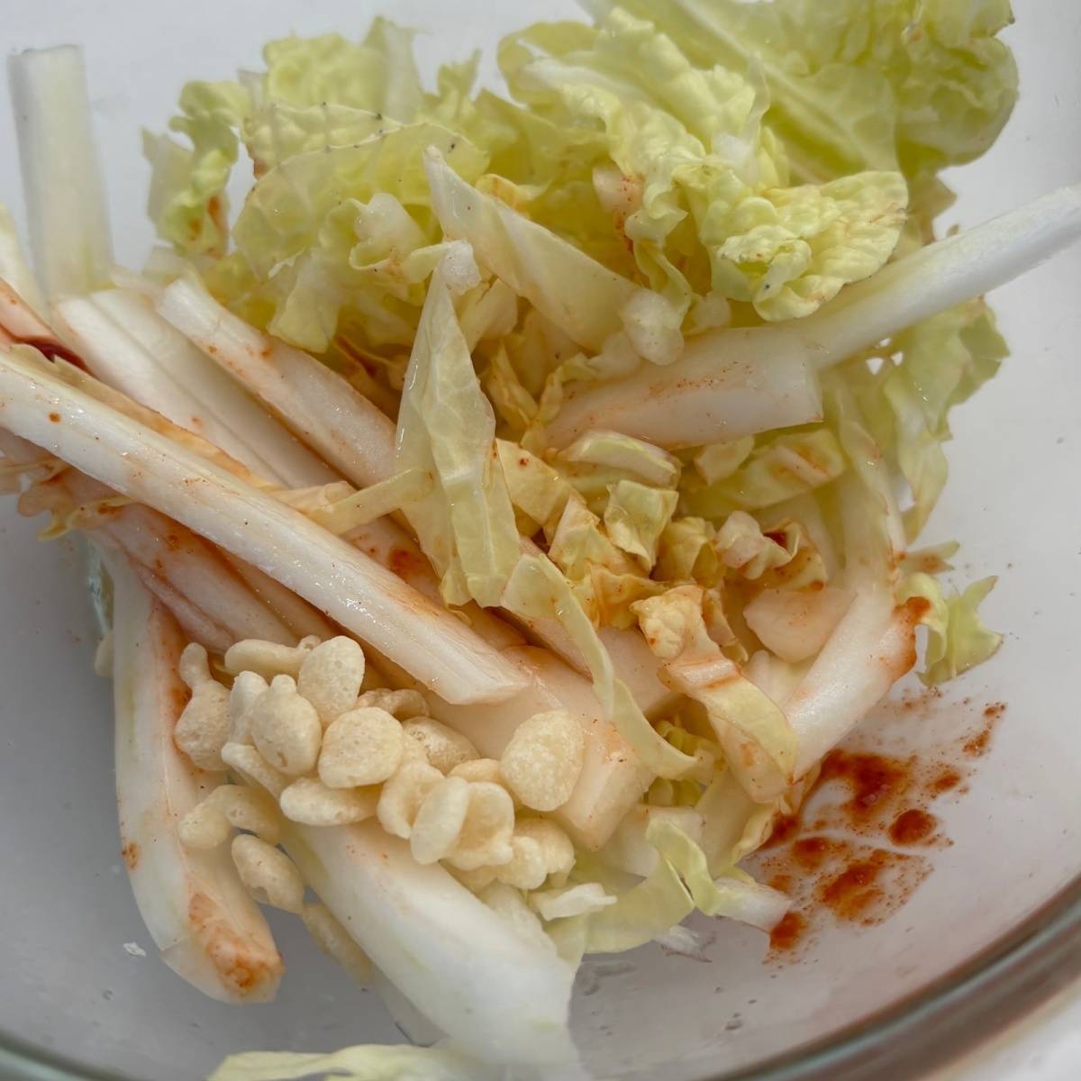 JAグループ公式の「使いきりレシピ☆白菜の芯とツナの和え物☆キムチ風味」のレシピ