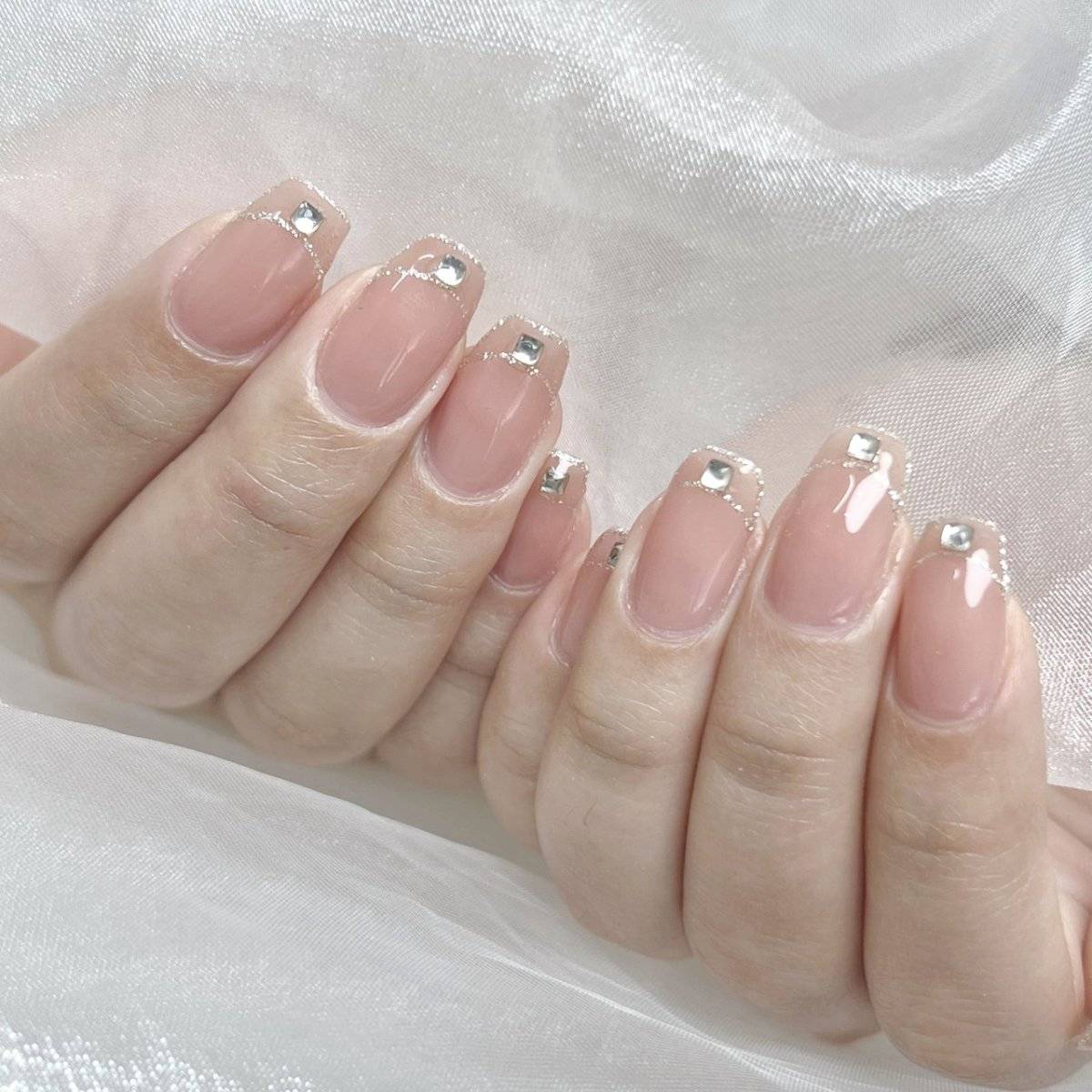 ヌーディーベージュネイル