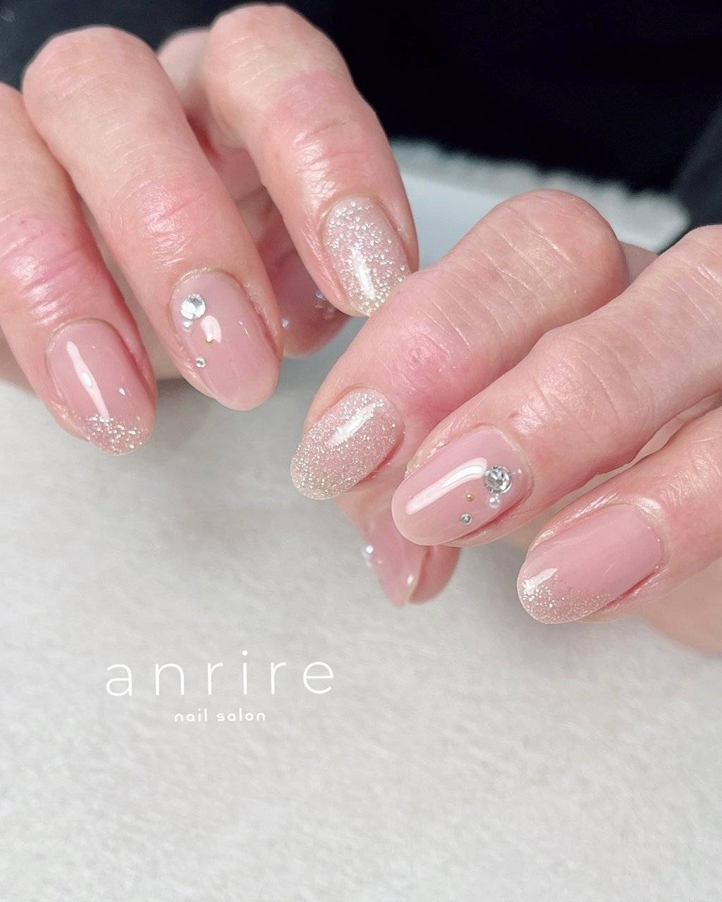 ヌーディーピンクネイル