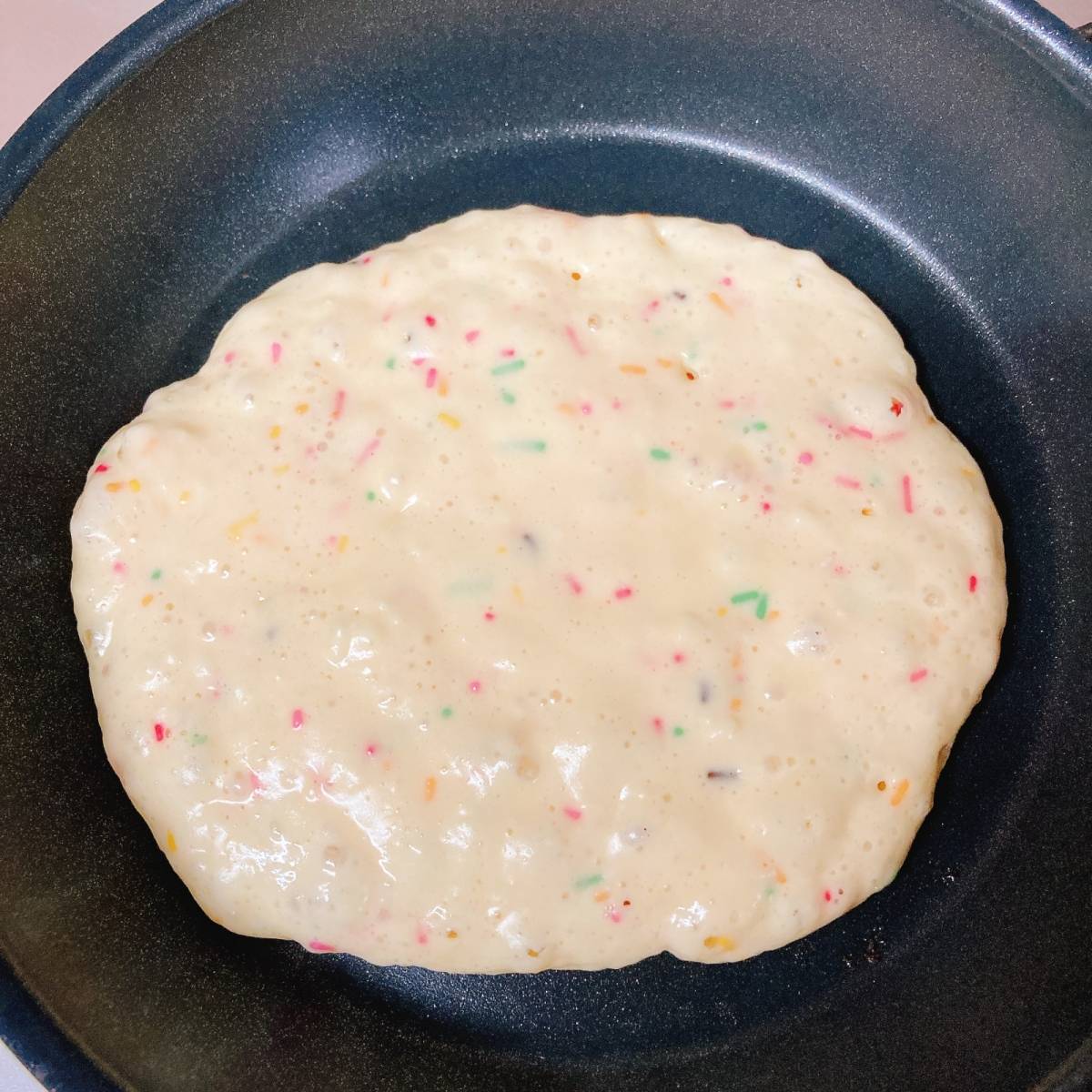 森永公式の「カラフルホットケーキ」のレシピ