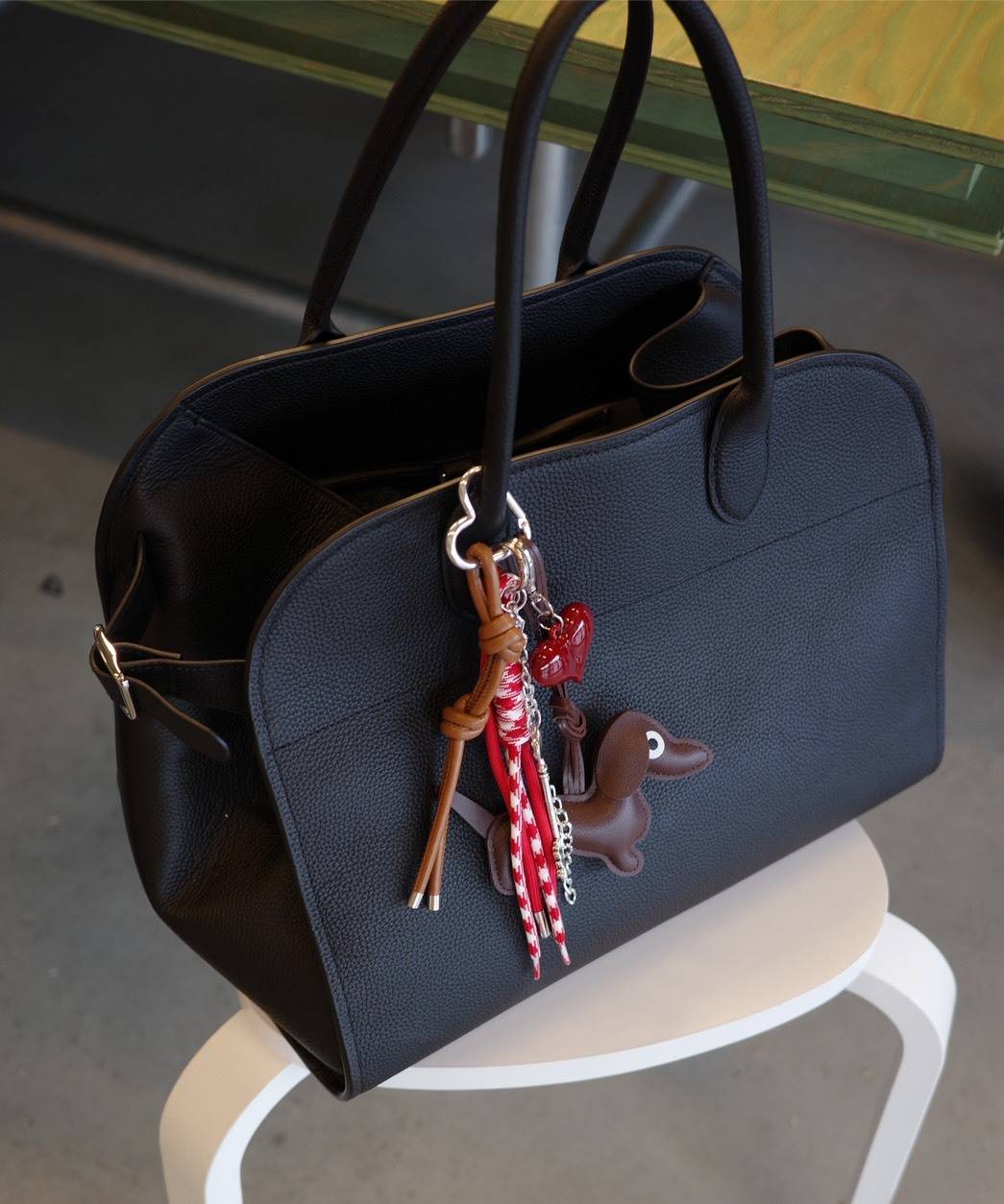 上質レザーのボストンバッグ