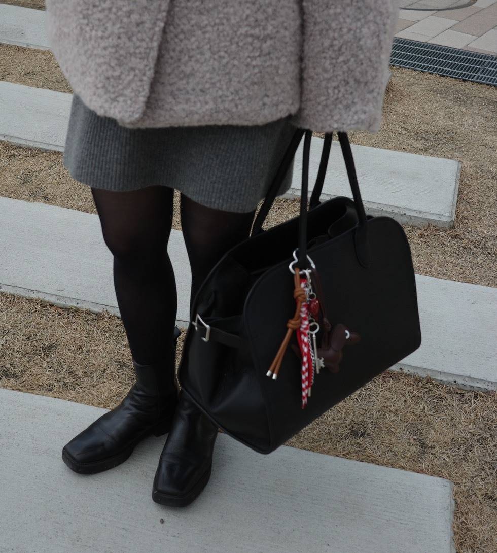 上質レザーのボストンバッグ