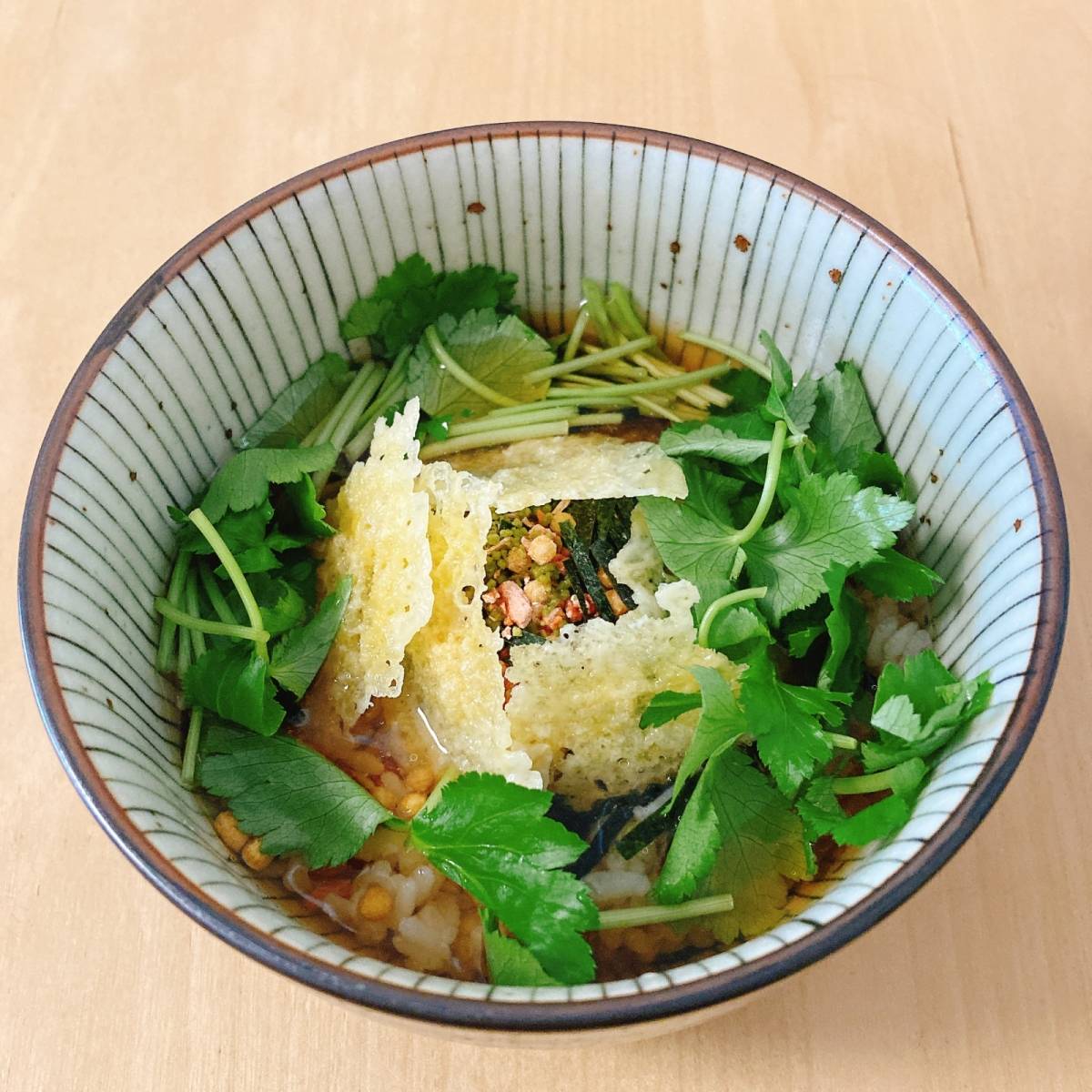 永谷園公式の「カリカリチーズと青ねぎ茶漬け」のレシピ