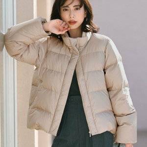 「おばさん」なんていわせない！ベージュのダウンでおしゃれコーデ