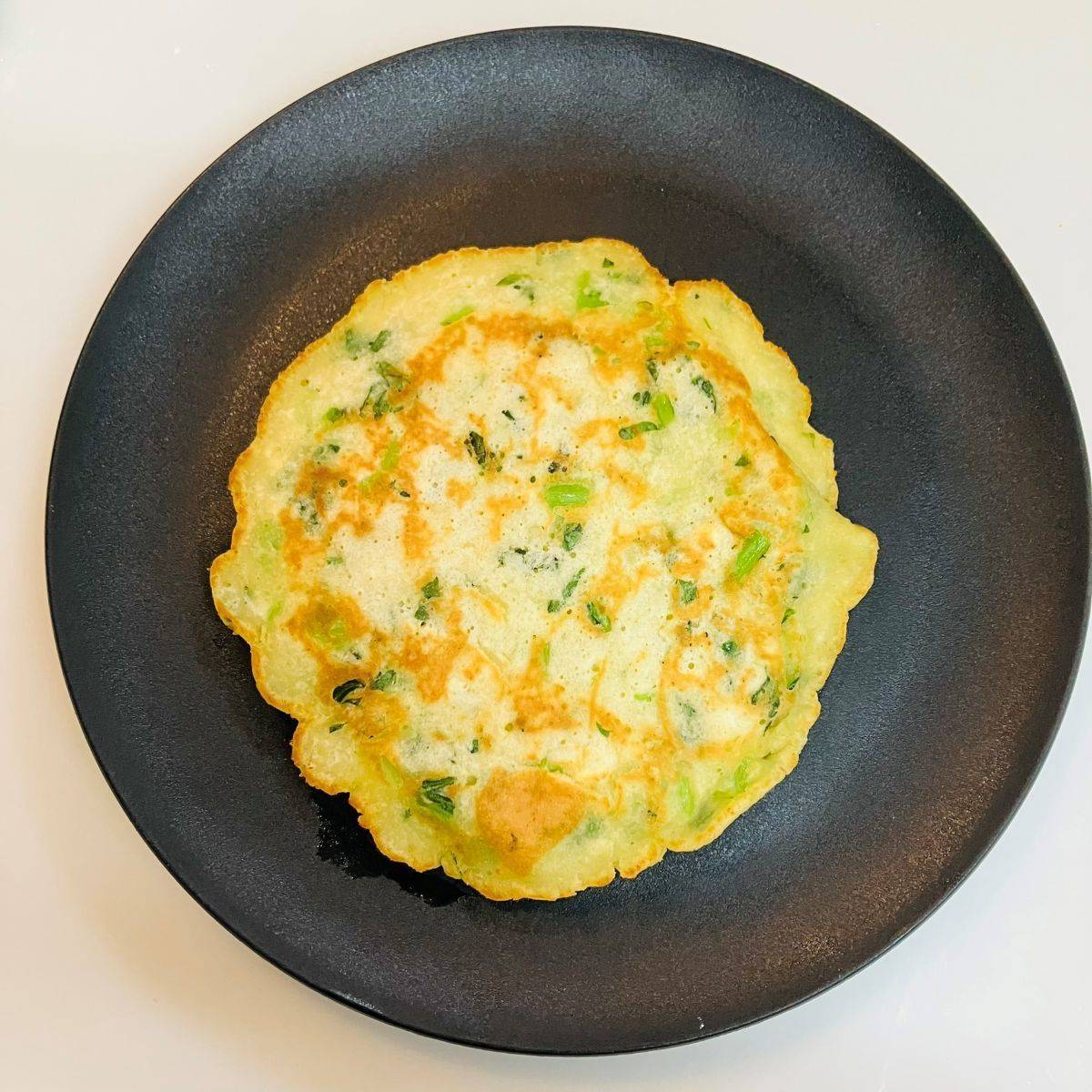 JAグループ公式の「朝ごはんにぴったり小松菜パンケーキ」のレシピ