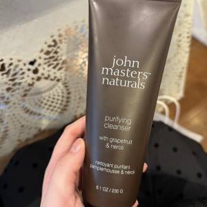 W洗顔不要！スッキリ＆もっちり「ジョンマスターオーガニック」クレンジングジェル