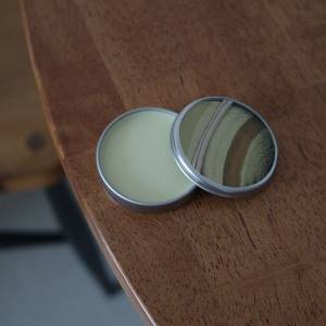 広がり毛先がしっとり整う。スタイリングも保湿もこれひとつ「O SKIN & HAIR オーバーム」