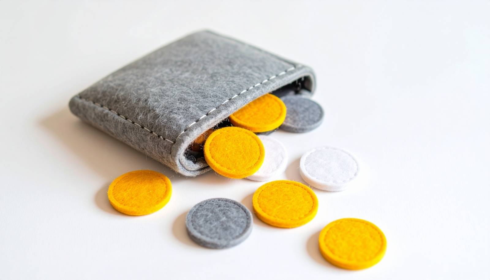 人気運　下がる　財布　素材がチープ