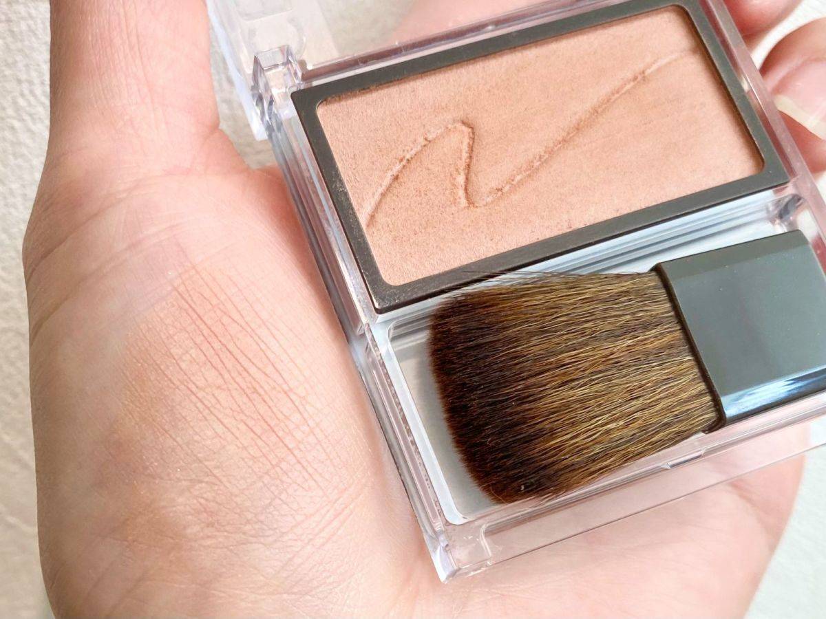 CEZANNE　チークブラッシュ02