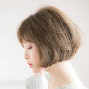  サイド長めガーリーボブ 